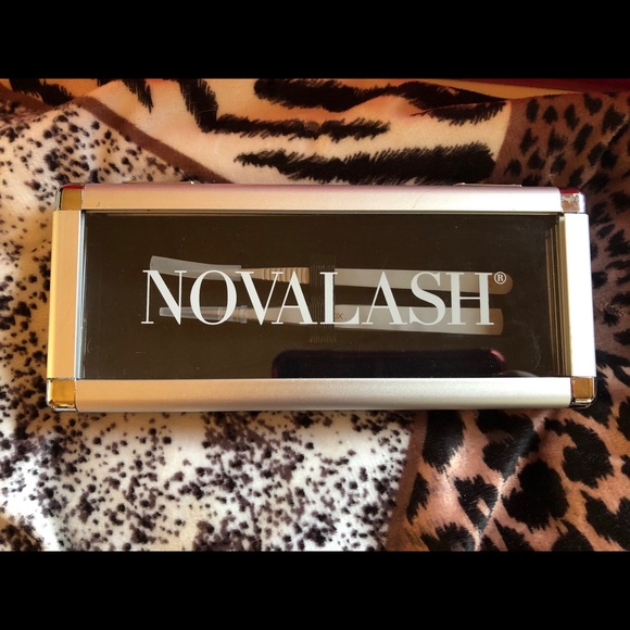 NovaLash Other - NovaLash Dumont Forceps- Curved